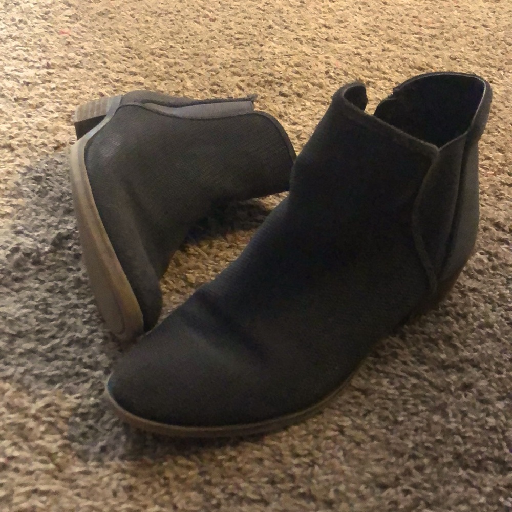 Kensie booties; dark grey; zip up; elastic; textile fabric